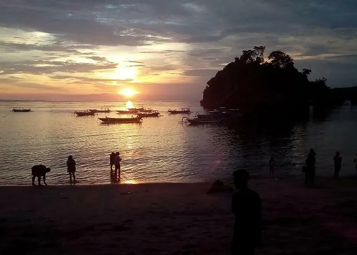 ホリデーパーク Penida Bay Village Sakti